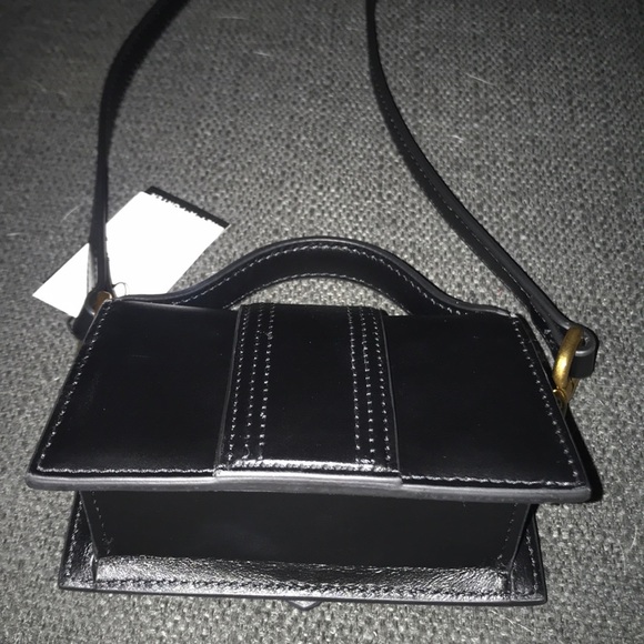 jacquemus le bambino in black. - Picture 3 of 5